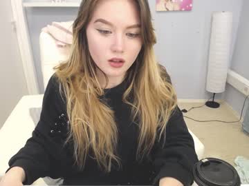 tori_wayne
